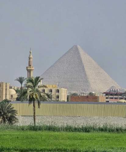 giza pyramids