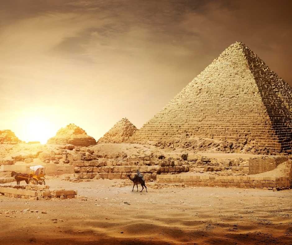 giza pyramids