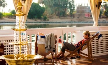 Amoura Dahabiya Nile Cruise