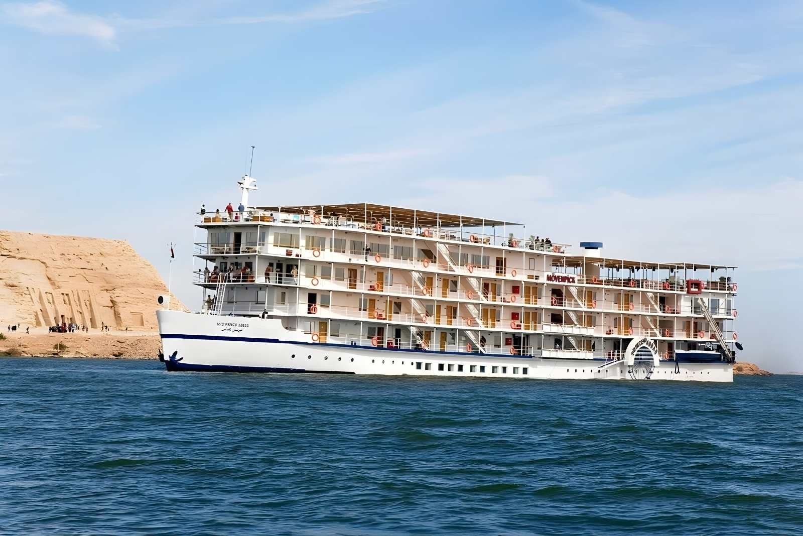 Movenpick-Prince-Abbas-Lake-Cruise4